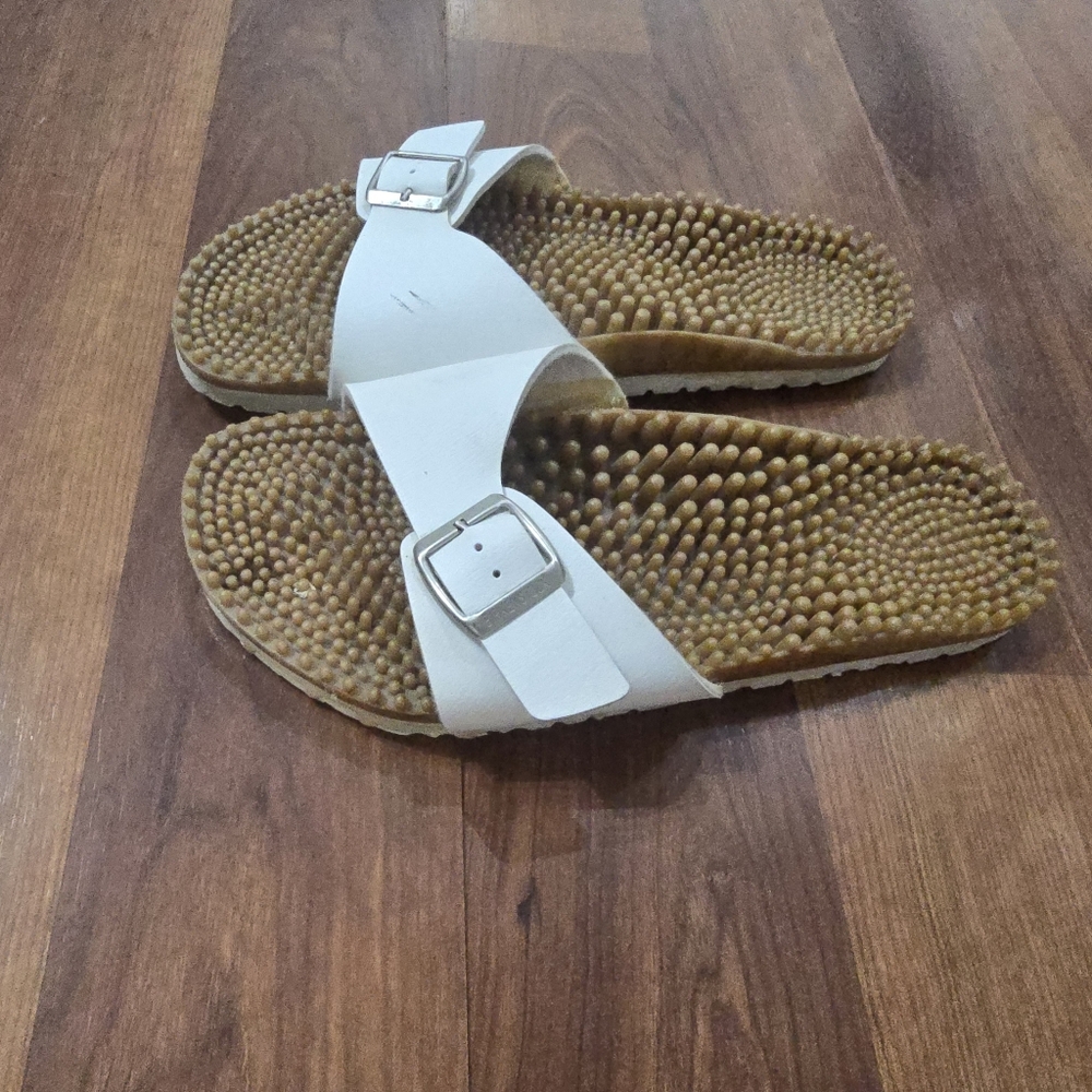 Vtg Birkenstock White Leather Noppy Strap Massage Sandals Slides Massage Footbed
